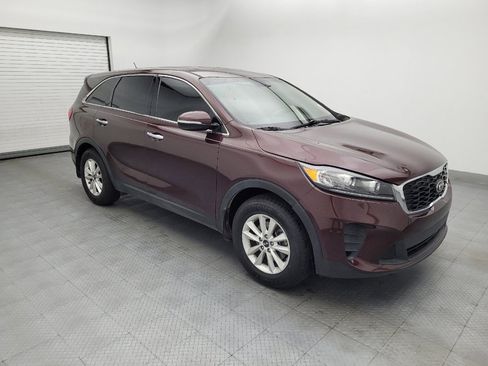 Used 2019 Kia Sorento FWD image 11