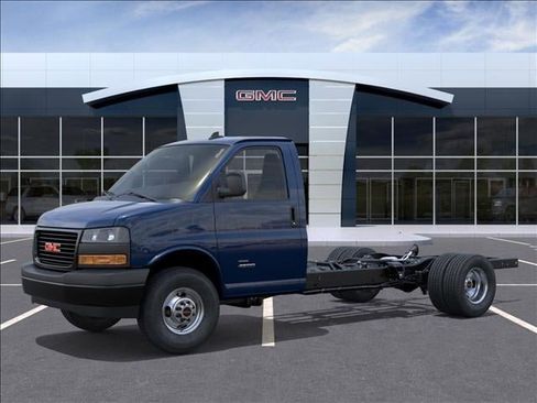 New 2025 GMC Savana 3500 w/ Power Convenience Package image 2