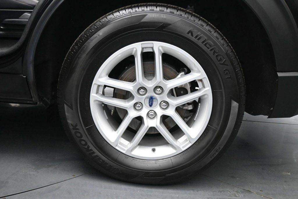 Certified 2025 Ford Explorer Active AWD/4WD image 25