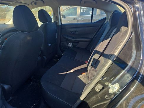 Used 2025 Nissan Sentra SV w/ All-Weather Package FWD image 11