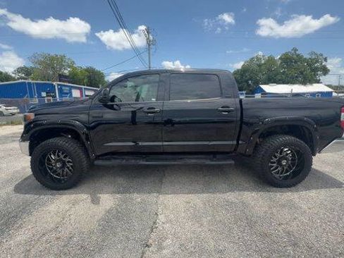 Used 2019 Toyota Tundra SR5 w/ SR5 Upgrade Package AWD/4WD image 5