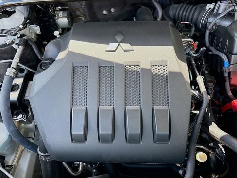 New 2026 Mitsubishi Eclipse Cross LE image 30