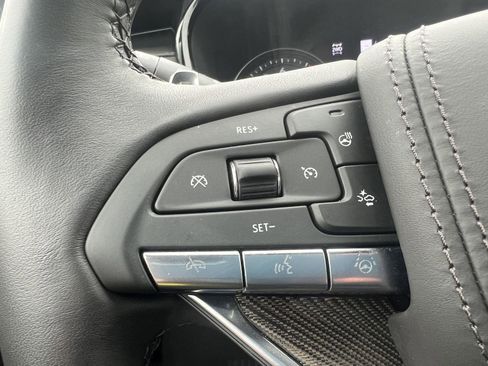 Used 2025 Cadillac XT6 Sport w/ Platinum Package AWD/4WD image 24
