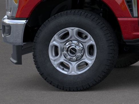 New 2026 Ford F250 XLT w/ FX4 Off-Road Package image 19