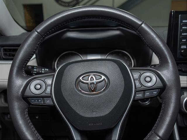 Used 2021 Toyota RAV4 XLE w/ XLE Grade Weather Package AWD/4WD image 12