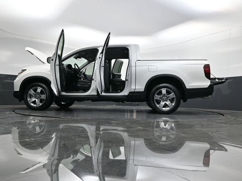 Certified 2026 Honda Ridgeline RTL image 42