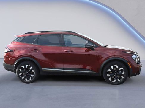 Certified 2023 Kia Sportage X-Line image 7