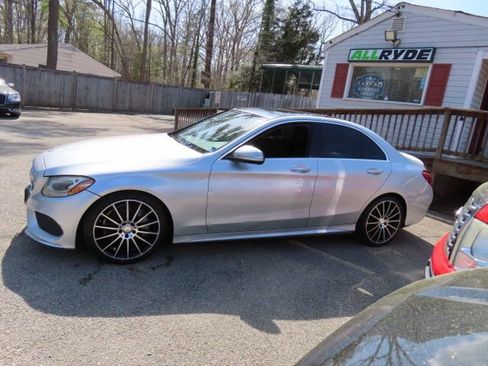 Used 2015 Mercedes-Benz C 300 Sedan image 8
