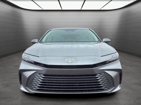 New 2026 Toyota Camry XLE image 28