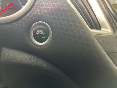 Used 2024 Chevrolet Malibu LT FWD image 19