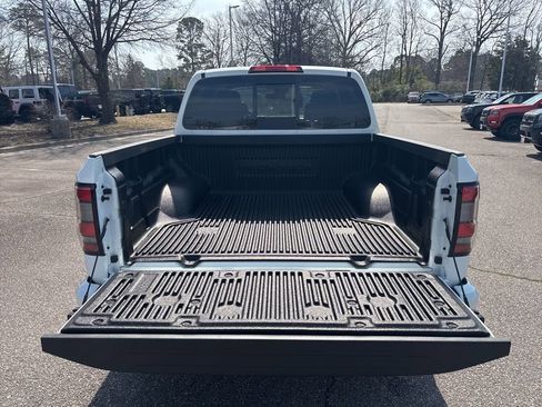 New 2026 Nissan Frontier SV w/ All-Weather Content Package AWD/4WD image 16