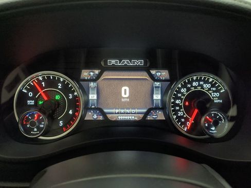 Used 2024 RAM 2500 Laramie w/ Night Edition image 17