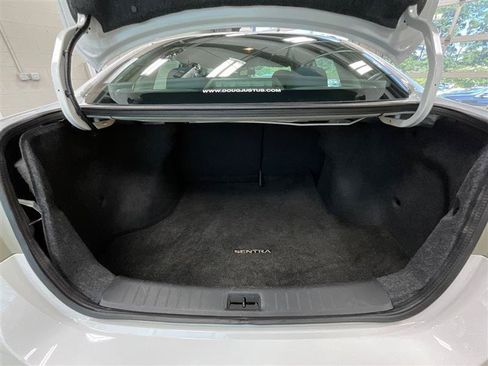 Used 2019 Nissan Sentra SV FWD image 22