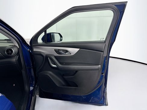 Used 2023 Chevrolet Blazer LT image 30
