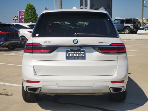 Used 2023 BMW X7 xDrive40i w/ Premium Package AWD/4WD image 6