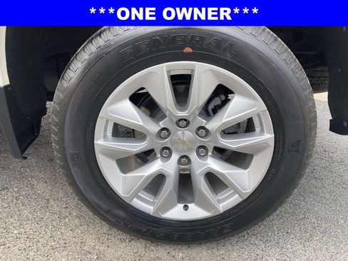Used 2023 Chevrolet Silverado 1500 Custom RWD image 10