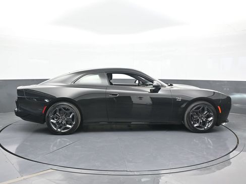 Used 2025 Dodge Charger R/T w/ Quick Order Package 25M R/T image 7