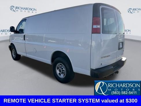 Used 2021 GMC Savana 2500 w/ Driver Convenience Package image 3