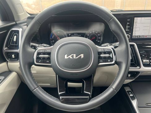 Used 2023 Kia Sorento EX AWD/4WD image 15