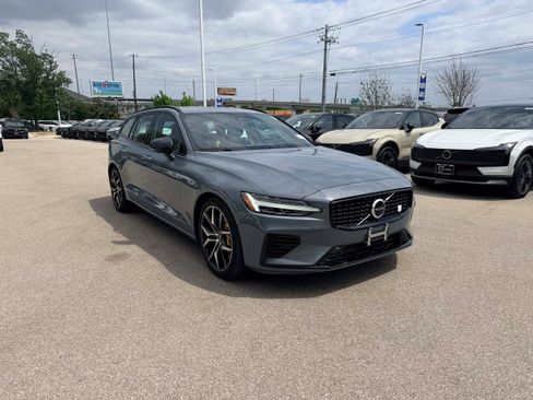 Certified 2024 Volvo V60 T8 Polestar image 8