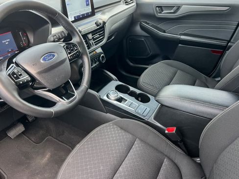 Used 2024 Ford Escape Active image 12
