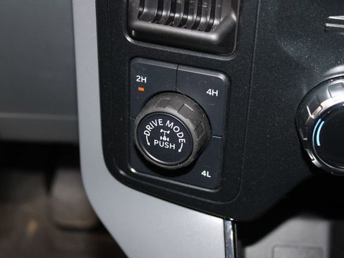 Used 2024 Ford F150 XLT w/ FX4 Off-Road Package image 31