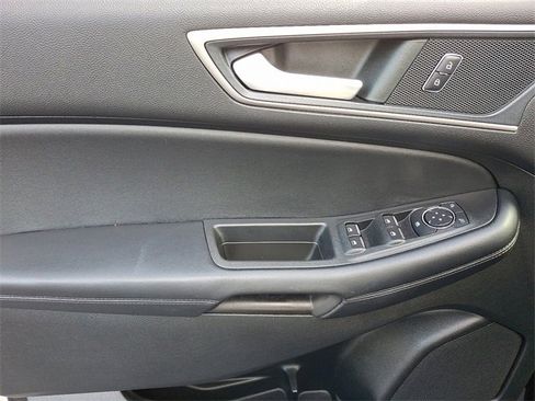 Certified 2022 Ford Edge SEL w/ Convenience Package image 13