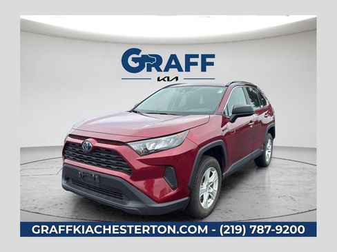 Used 2021 Toyota RAV4 LE AWD/4WD image 1