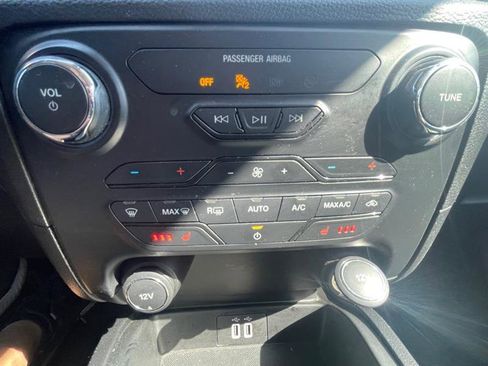 Used 2019 Ford Ranger Lariat w/ Technology Package image 17