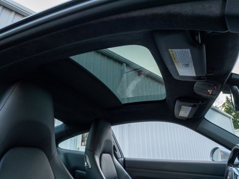 Used 2015 Porsche 911 Carrera S image 37