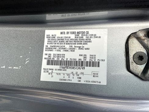 Used 2022 Ford Mustang Coupe RWD image 19