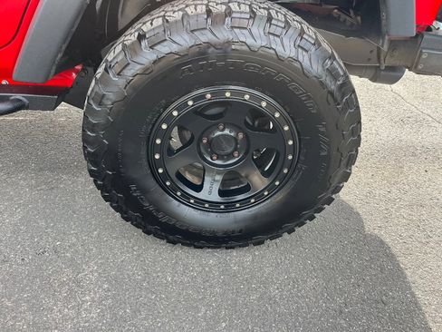 Used 2015 Jeep Wrangler Unlimited Sport w/ Quick Order Package 24S image 39