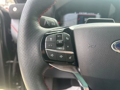 Used 2025 Ford Explorer ST-Line w/ Premium Package image 19