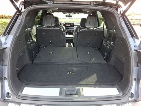 Used 2023 INFINITI QX60 Autograph w/ Cargo Package AWD/4WD image 31
