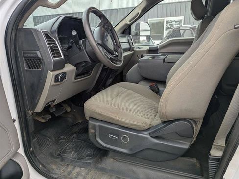 Used 2017 Ford F350 XLT AWD/4WD image 9