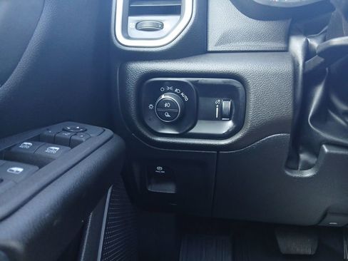 Used 2025 RAM 1500 Lone Star image 14