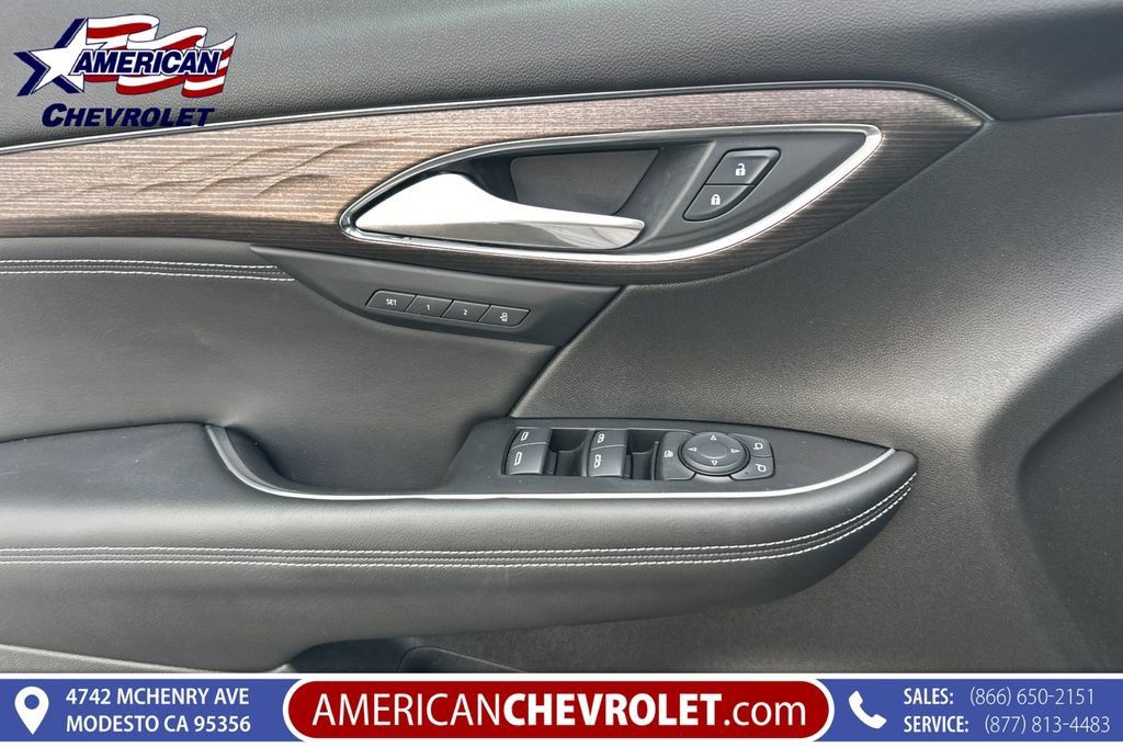 Used 2023 Buick Envision Avenir AWD/4WD image 11