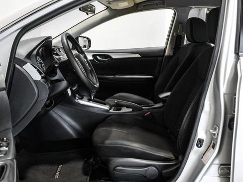 Used 2017 Nissan Sentra S FWD image 5
