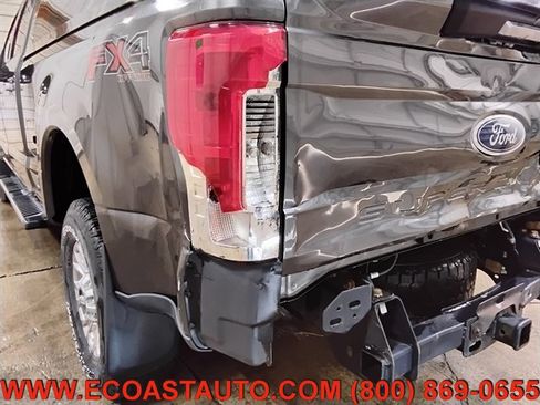 Used 2017 Ford F250 Lariat w/ Chrome Package AWD/4WD image 20