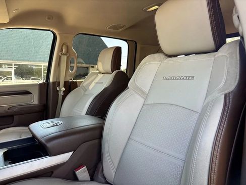Used 2022 RAM 2500 Laramie w/ Rambox Utility Group AWD/4WD image 17