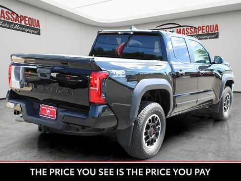 Used 2024 Toyota Tacoma TRD Off-Road AWD/4WD image 6