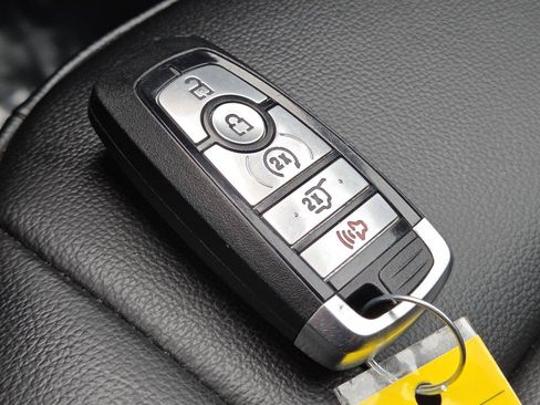 Used 2023 Ford Edge SEL w/ Convenience Package AWD/4WD image 25