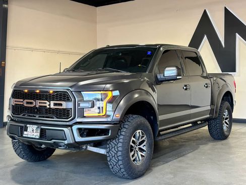 Used 2018 Ford F150 Raptor w/ Equipment Group 802A Luxury AWD/4WD image 1