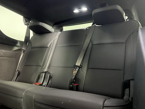 Used 2025 GMC Yukon Denali image 26