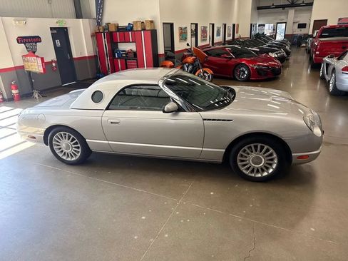 Used 2004 Ford Thunderbird RWD image 50