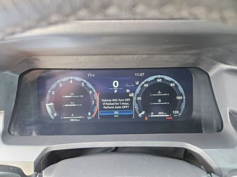 Used 2025 Toyota Tacoma TRD Off-Road image 19