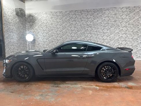 Used 2018 Ford Mustang Shelby GT350 w/ Electronics Package RWD image 4