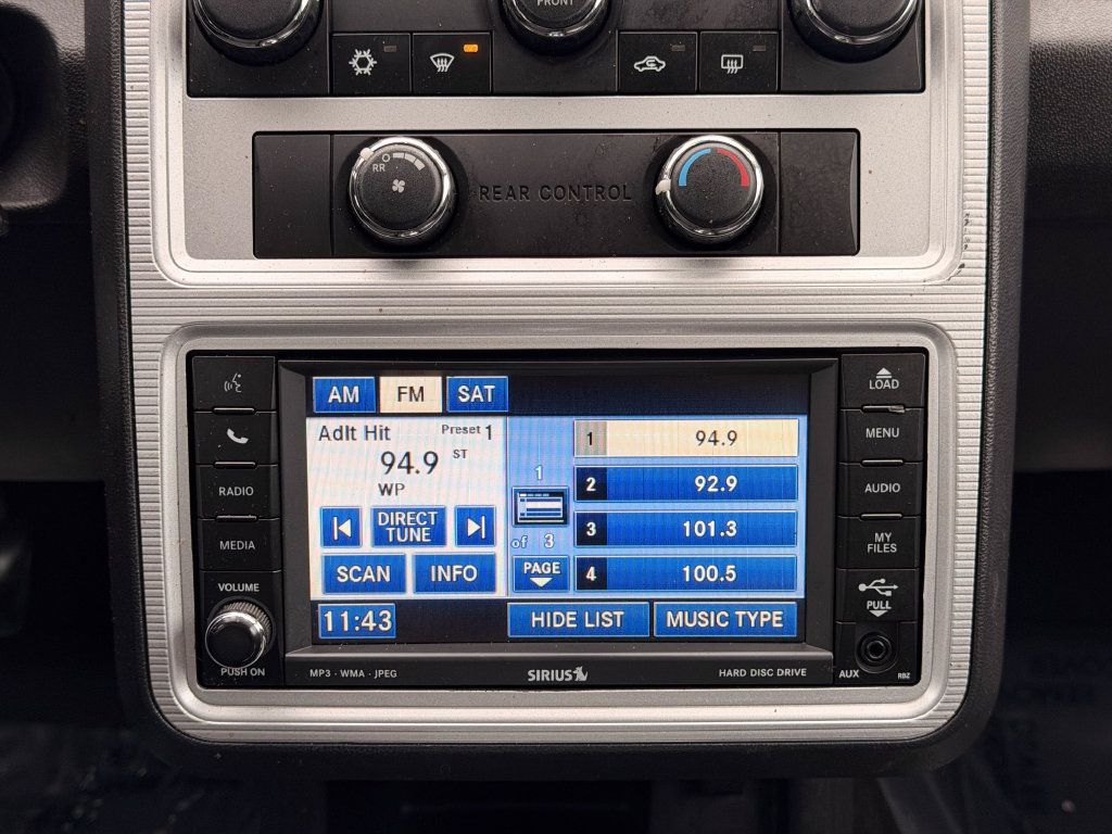 Used 2010 Dodge Journey SXT w/ Flexible Seating Group FWD image 20