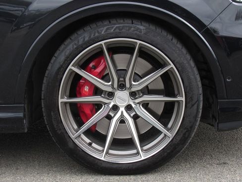 Used 2021 Audi SQ7 Prestige w/ Prestige Package image 9