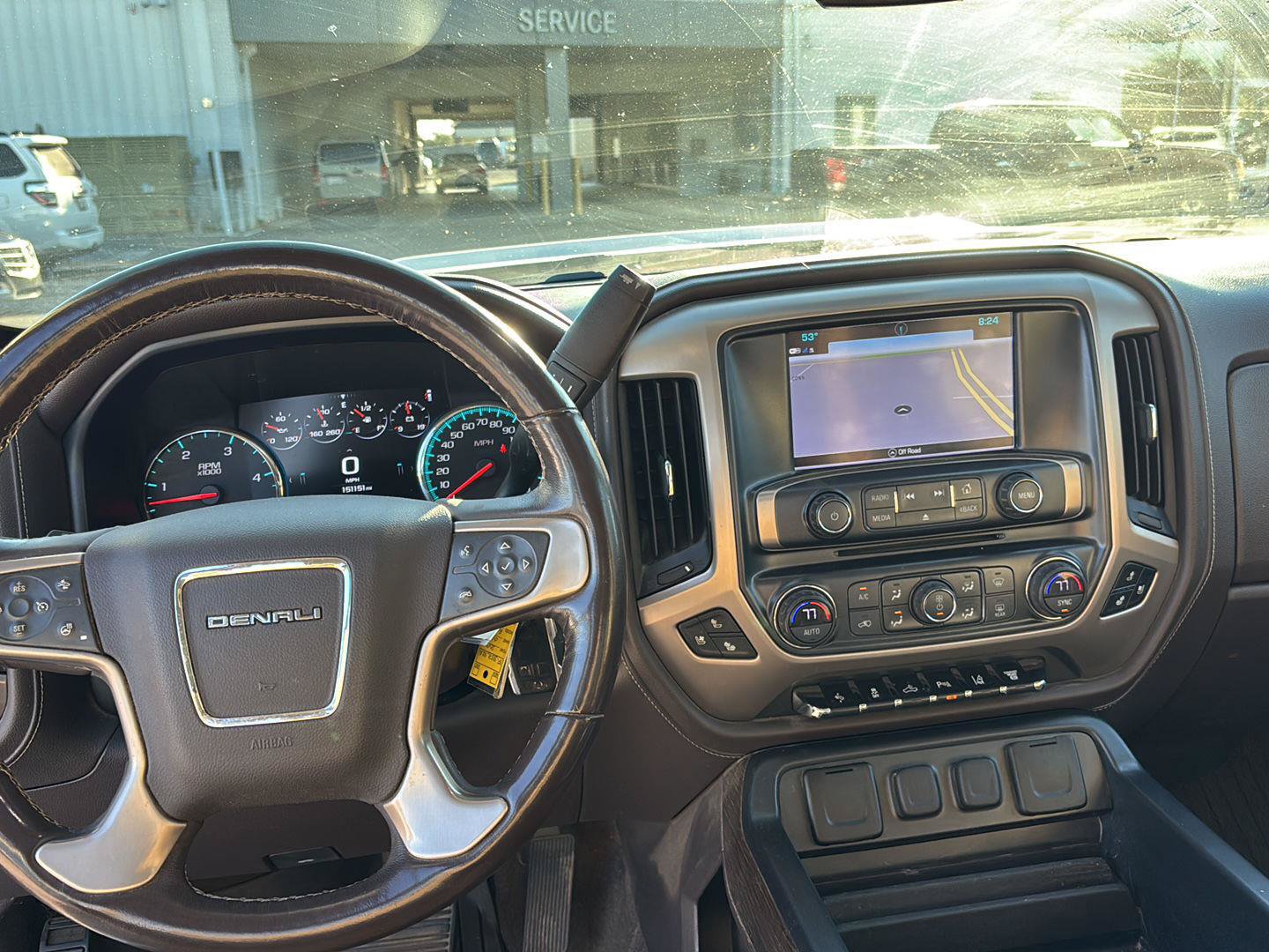 Used 2018 GMC Sierra 2500 Denali w/ Duramax Plus Package AWD/4WD image 17